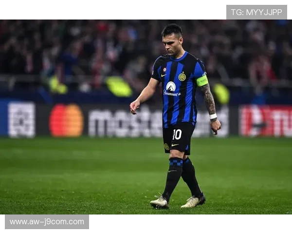 聚焦全球足球短袖领域十大巨星风采与实力全景深度权威榜单解析